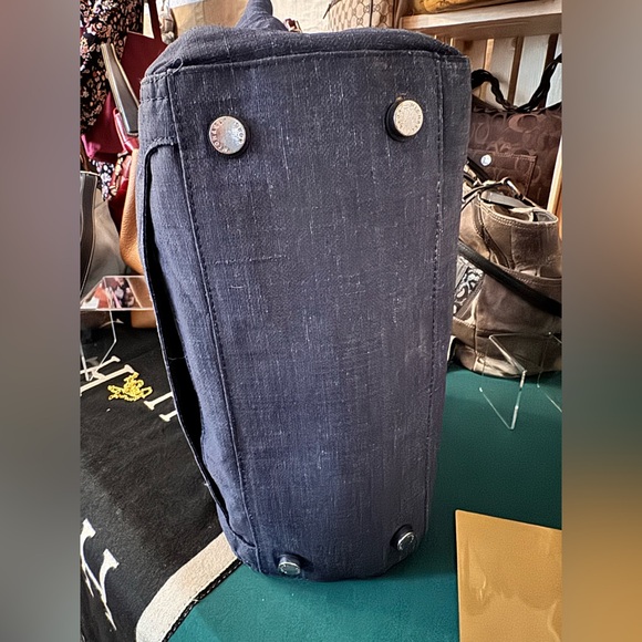 Michael Kors Denim Lrg Shoulder Bag w/pocket -attach to suitcase Like New - Picture 6 of 7